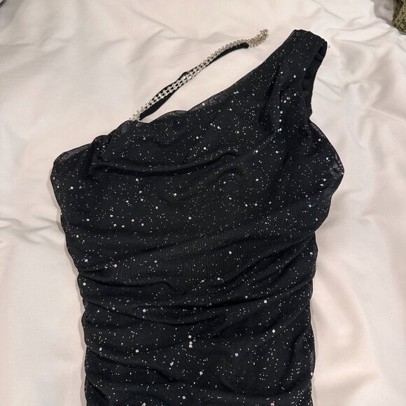 Black Sparkly Tight Mini Dress - Picture 4 of 6
